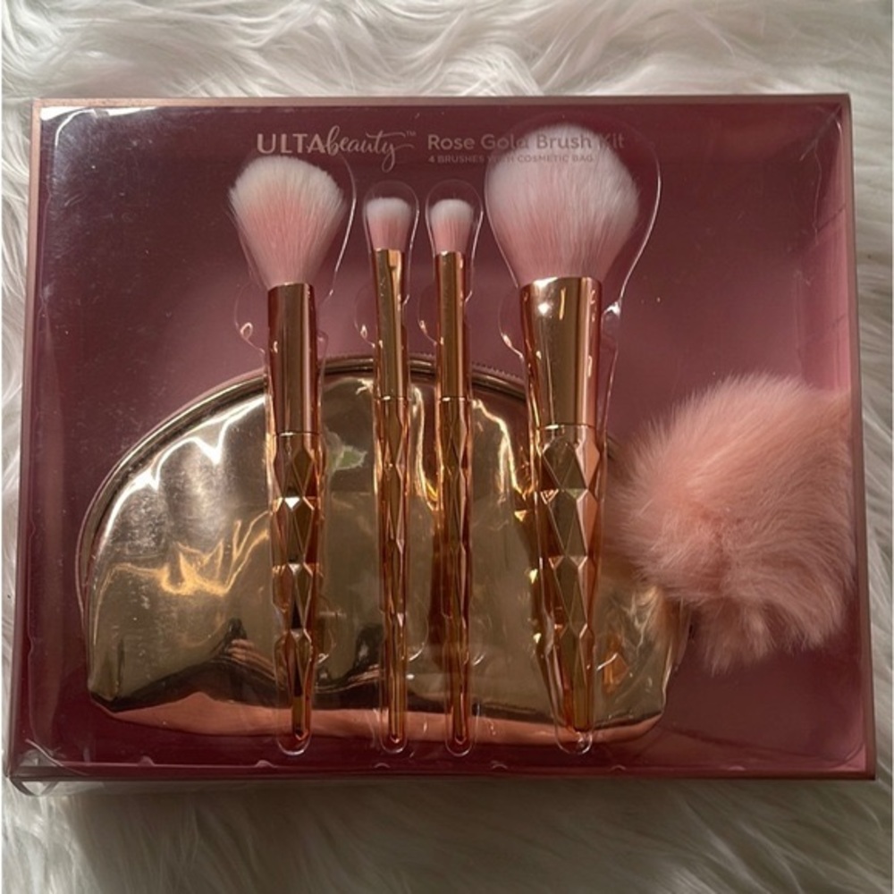 Pink Ulta brush set with cosmetic bag - Picture 4 of 4